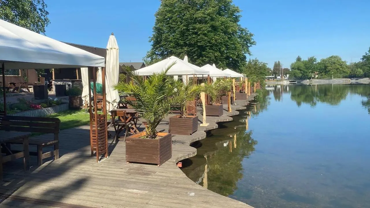 Luxe tent Seberak - Ubytovani V Chatickach A V Luxusnich Stanech Praag Tsjechië